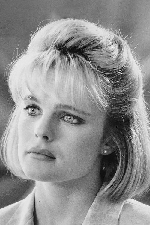 Photo of Erika Eleniak