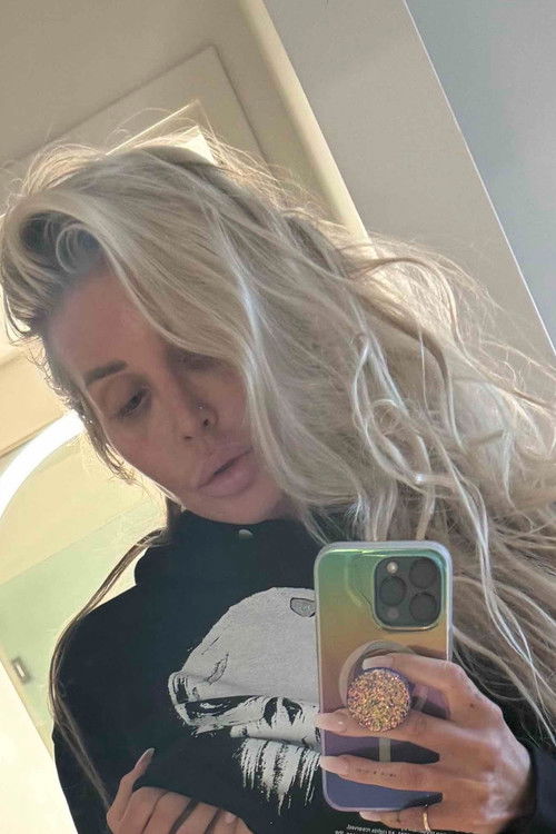 Photo of Samantha Saint