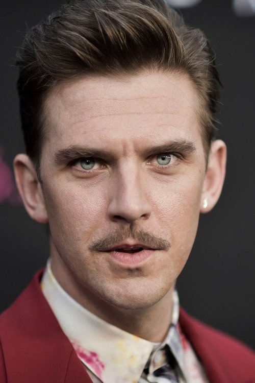 Photo of Dan Stevens