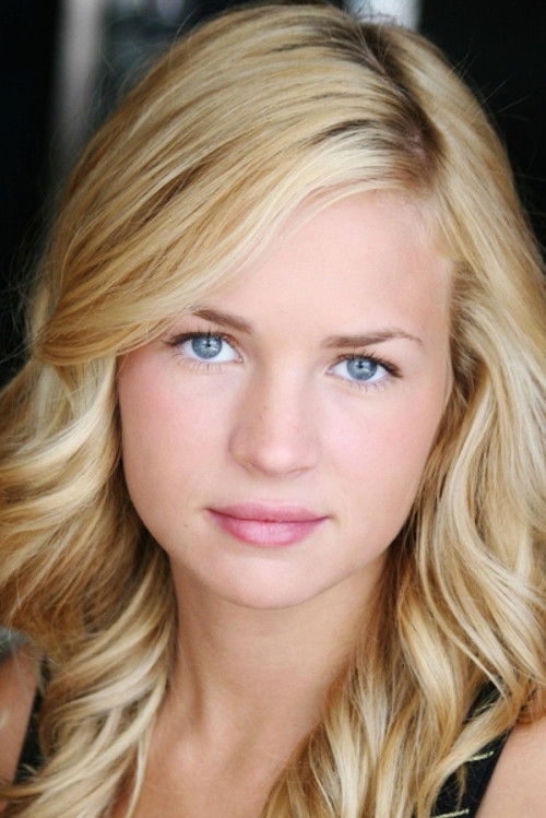 Photo of Britt Robertson