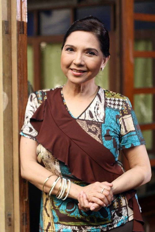 Photo of Chanda Romero