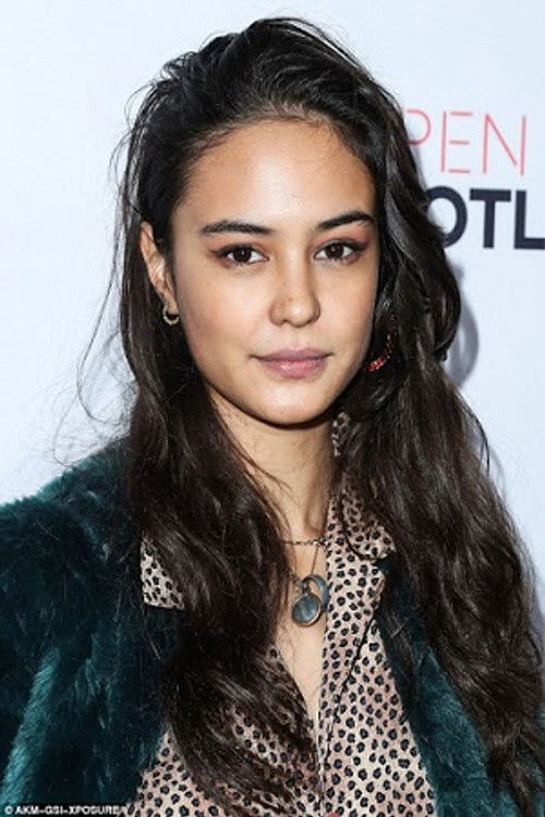 Photo of Courtney Eaton