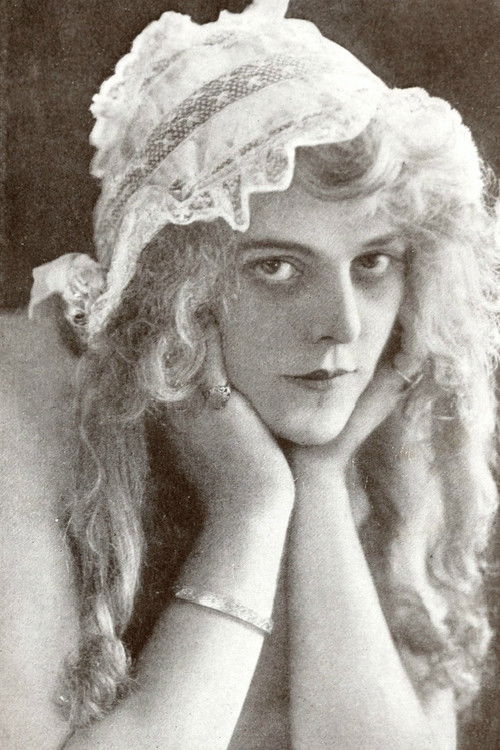 Photo of Lillian Worth