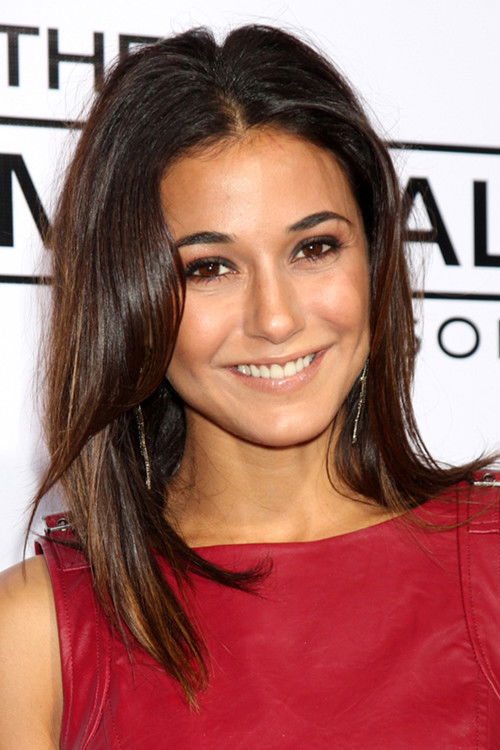 Photo of Emmanuelle Chriqui