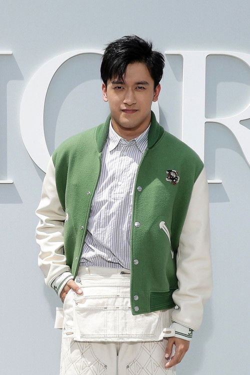 Photo of Zhou Guanyu