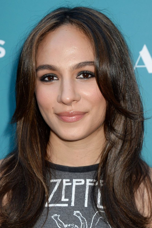 Photo of Aurora Perrineau