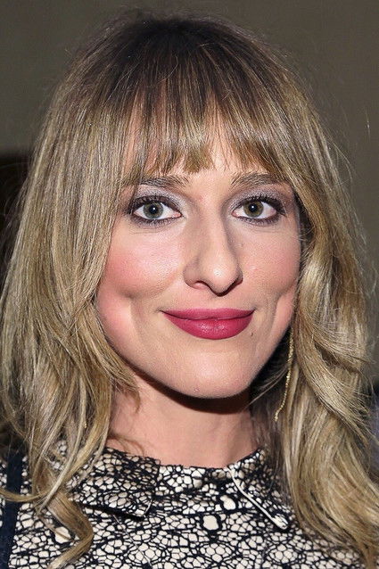 Photo of Hannah Leder