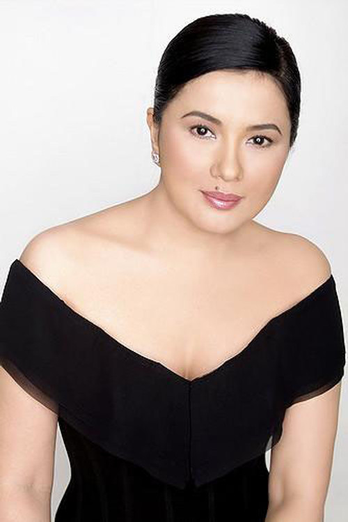 Photo of Lorna Tolentino