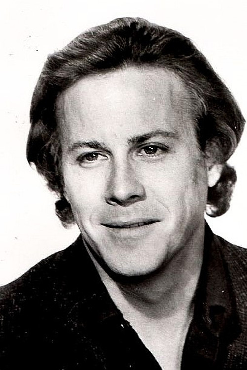 Photo of John Heard