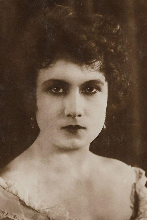 Photo of Suzanne Delmas