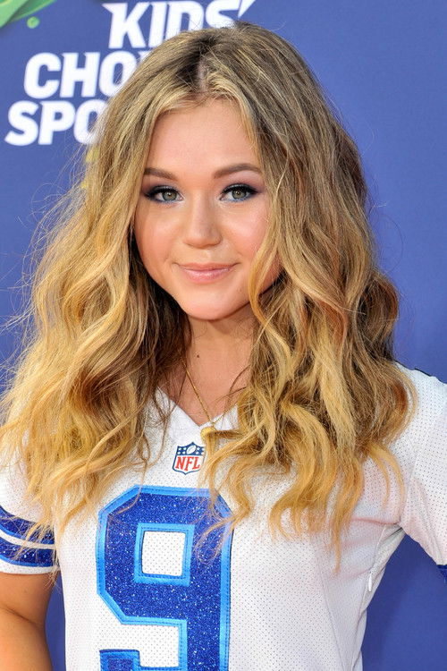 Photo of Brec Bassinger
