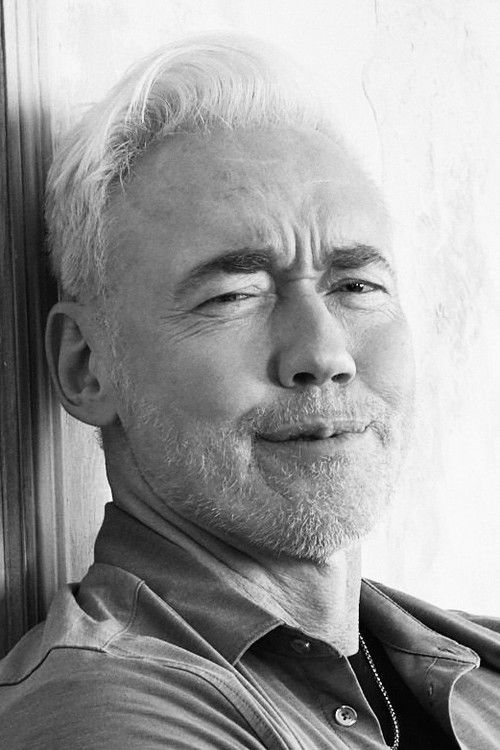 Photo of Kevin Durand