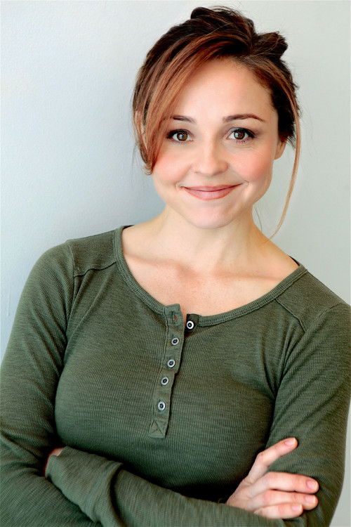 Photo of Ellie Araiza