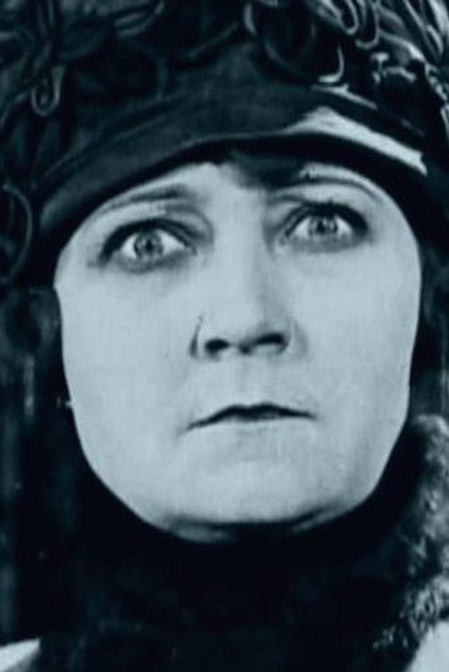 Photo of Charlotte Mineau