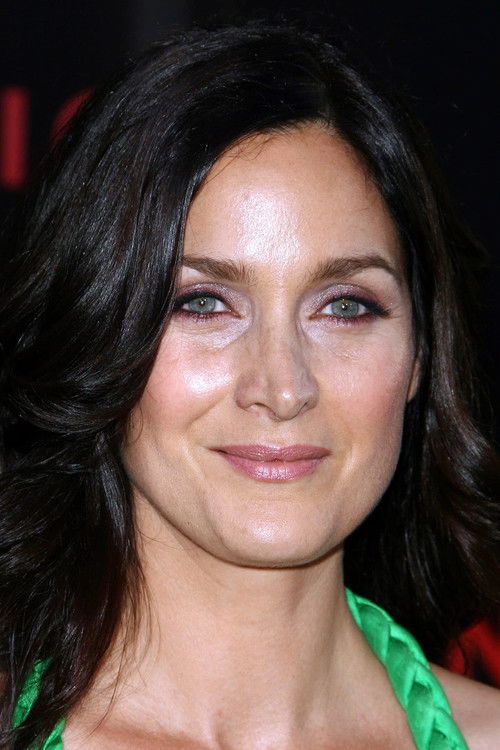 Photo of Carrie-Anne Moss