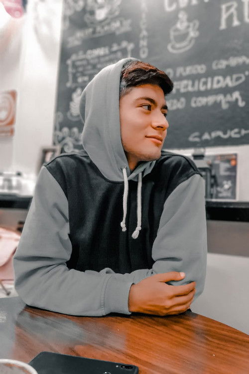 Photo of Ernesto Avilic