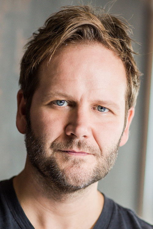 Photo of Evan Buliung