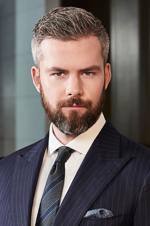 Photo of Ryan Serhant