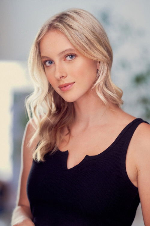 Photo of Lauren Peters