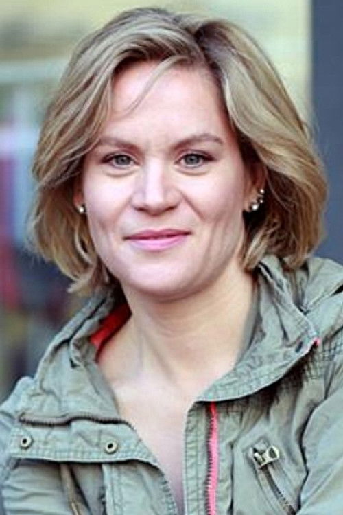 Photo of Tania Carlin