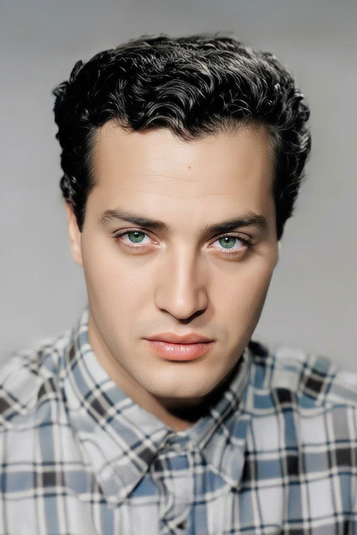 Photo of Gürel Ünlüsoy