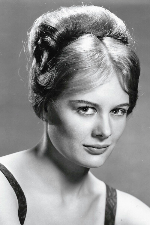 Photo of Shirley Knight