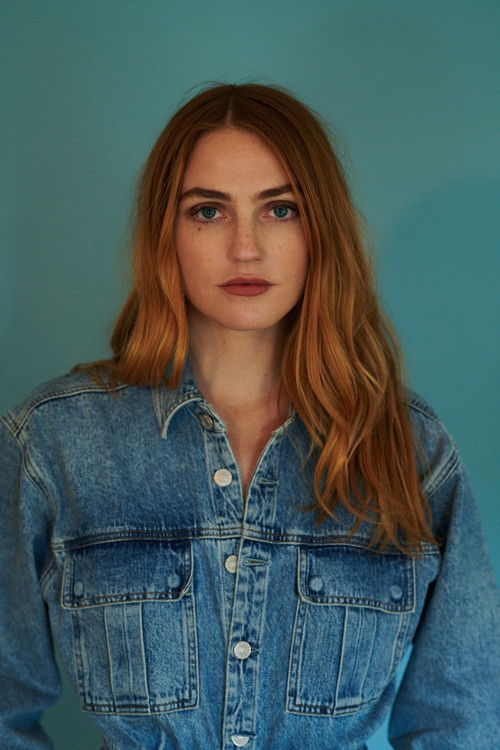 Photo of Lauren Caster