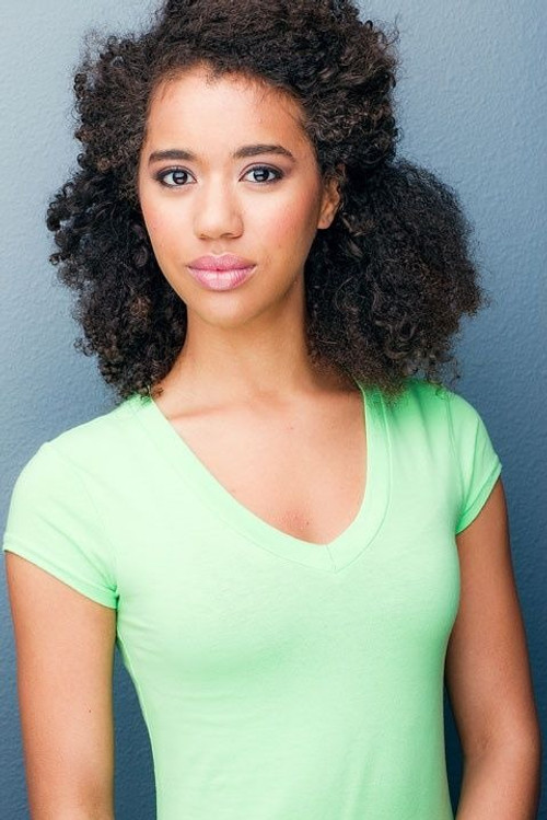 Photo of Jasmin Savoy Brown