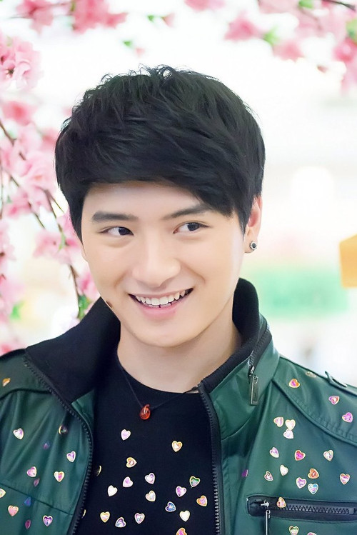 Photo of Perawat Sangpotirat