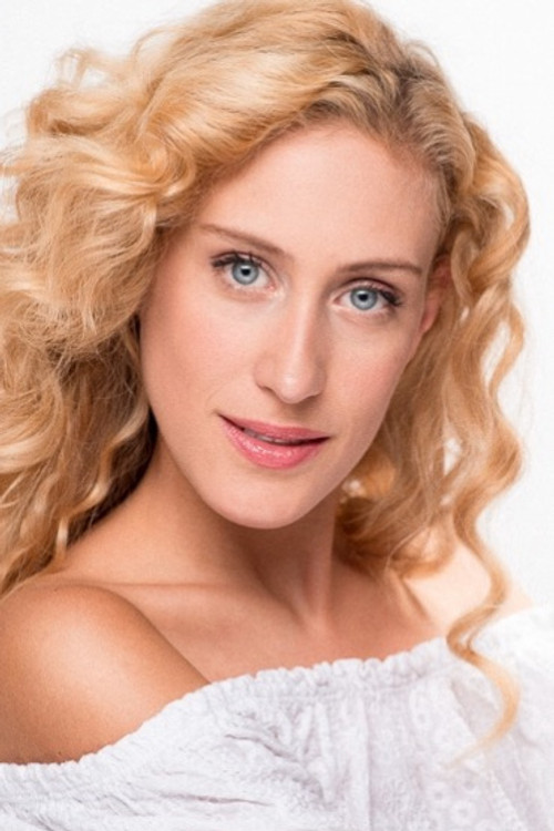 Photo of Teresa Riott