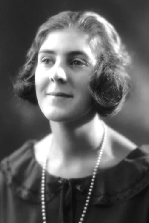 Photo of Cicely Courtneidge