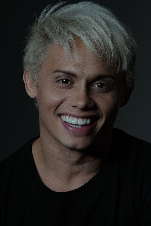 Photo of Silvero Pereira