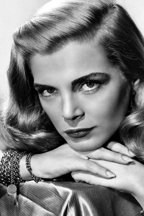 Photo of Lizabeth Scott