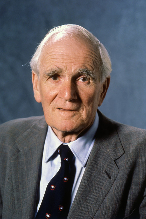 Photo of Desmond Llewelyn