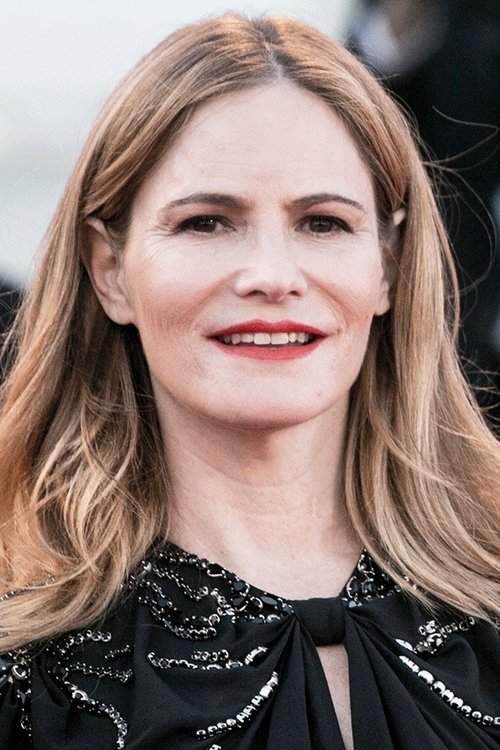 Photo of Jennifer Jason Leigh