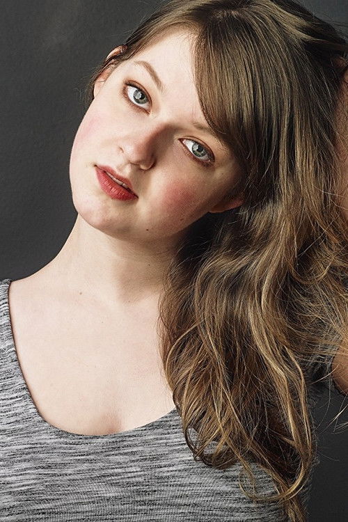 Photo of Kelli Ogmundson