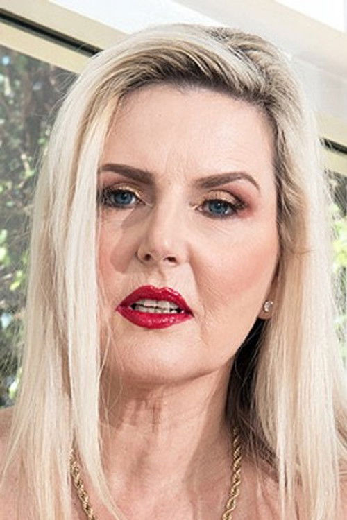 Photo of Velvet Skye