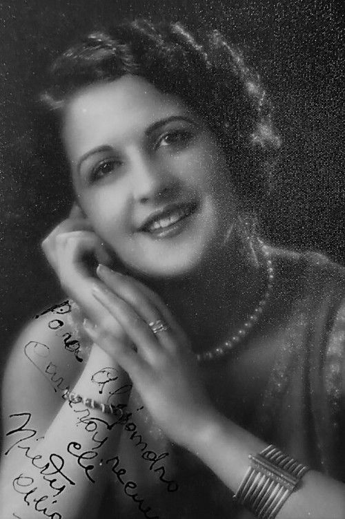 Photo of Nieves Aliaga