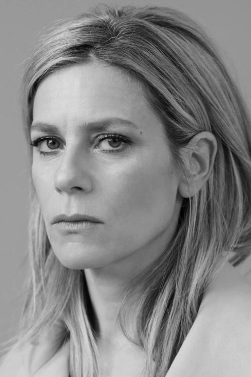 Photo of Marina Foïs