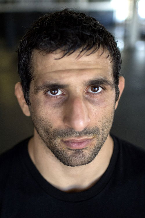 Photo of Beneil Dariush