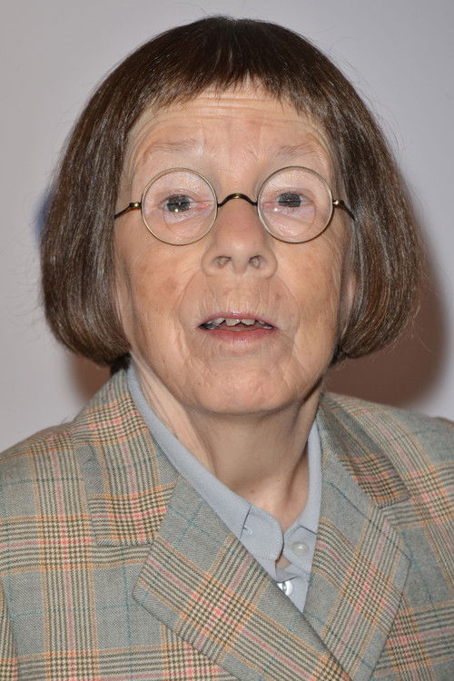 Photo of Linda Hunt