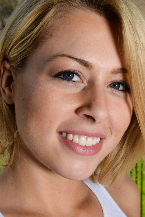 Photo of Zoey Monroe