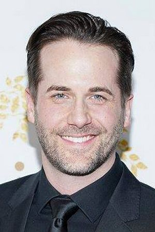 Photo of Niall Matter