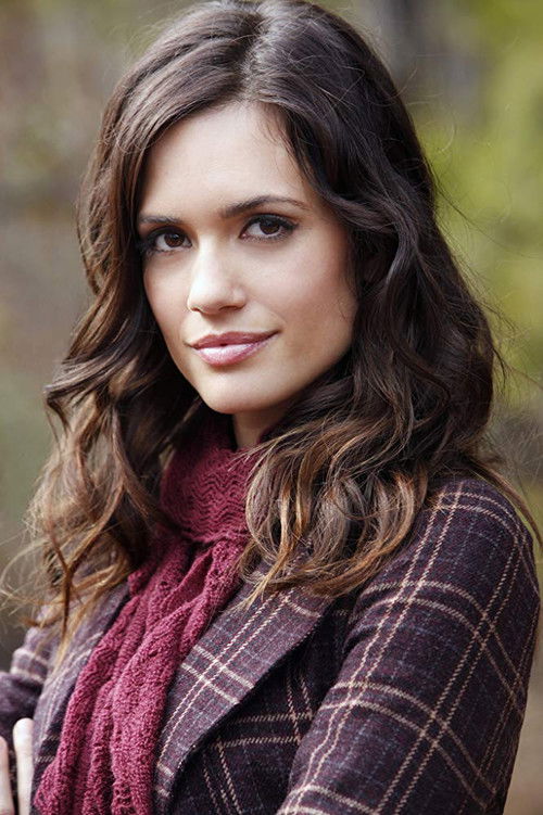 Photo of Torrey DeVitto