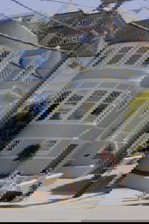 Dress Up Like Mrs. Doubtfire