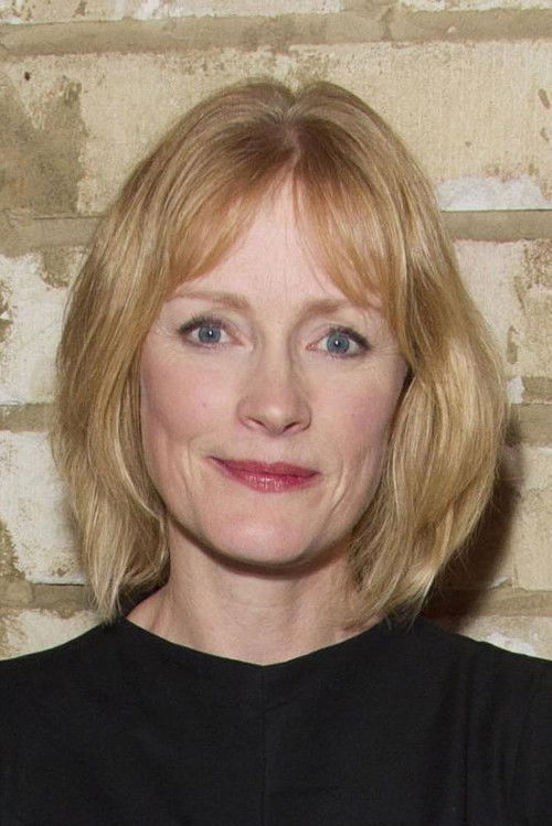 Photo of Claire Skinner