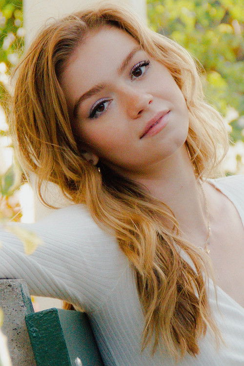 Photo of Bella DeLong