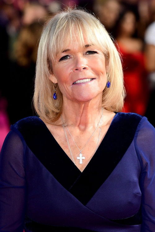 Photo of Linda Robson