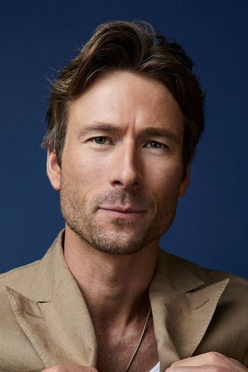 Photo of Glen Powell