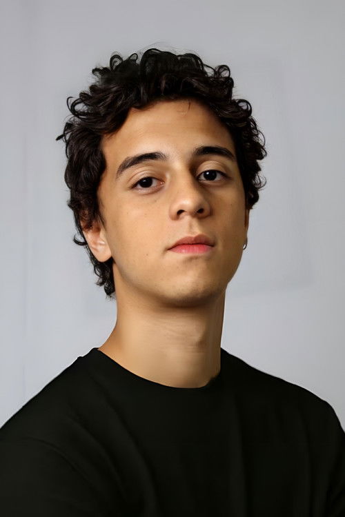 Photo of Theo Salomão